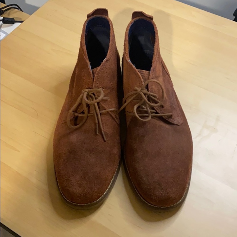 Cole Haan maroon suede chukka boots size 11